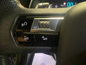 DS 7 Crossback bild 24