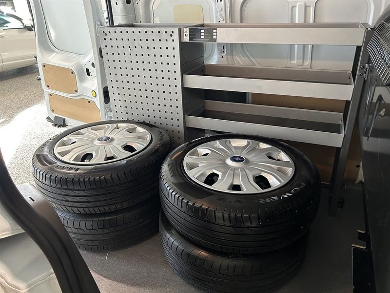 Ford Transit Connect bild 18