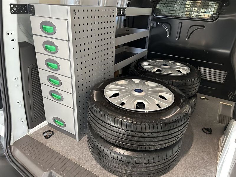 Ford Transit Connect bild 16
