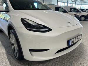 Tesla Model Y bild 6