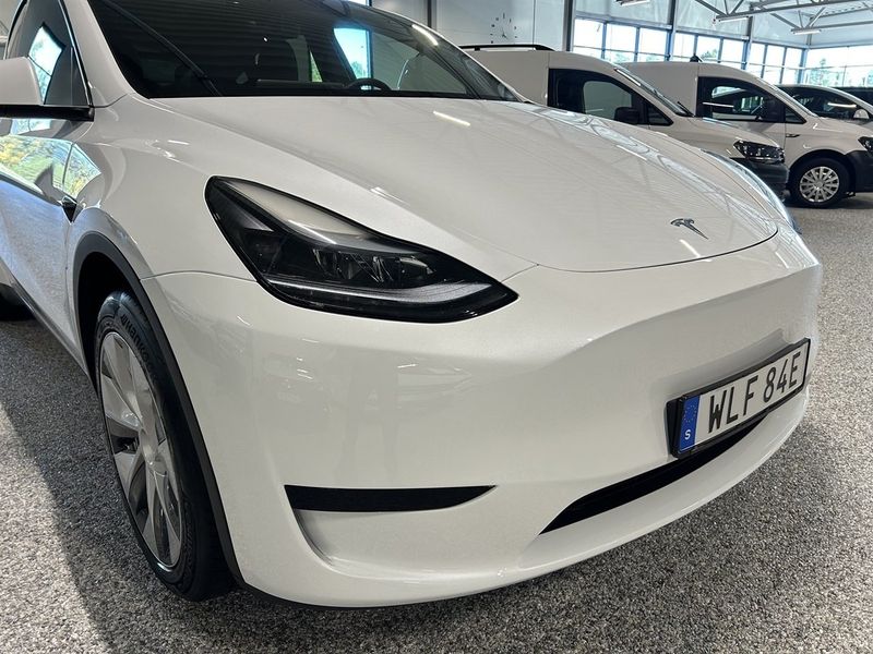 Tesla Model Y bild 6