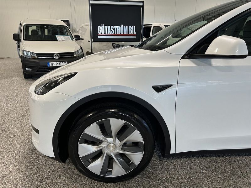 Tesla Model Y bild 10