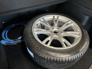 Tesla Model Y bild 17