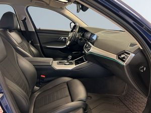 BMW 330 bild 10