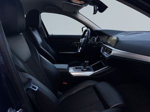 BMW 330 bild 10