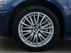BMW 330 bild 14