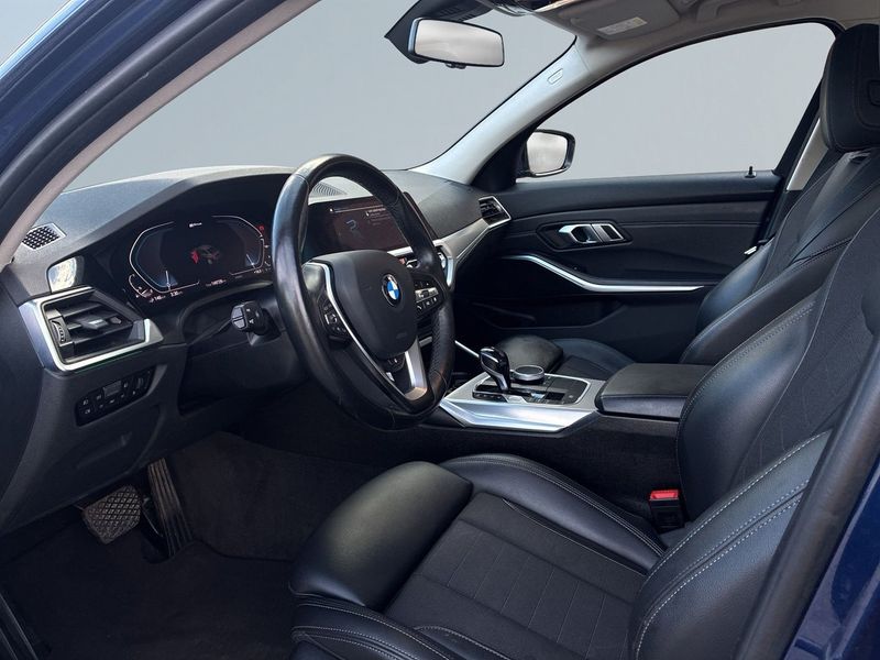 BMW 330 bild 7