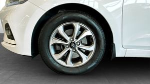 Hyundai i20 bild 9
