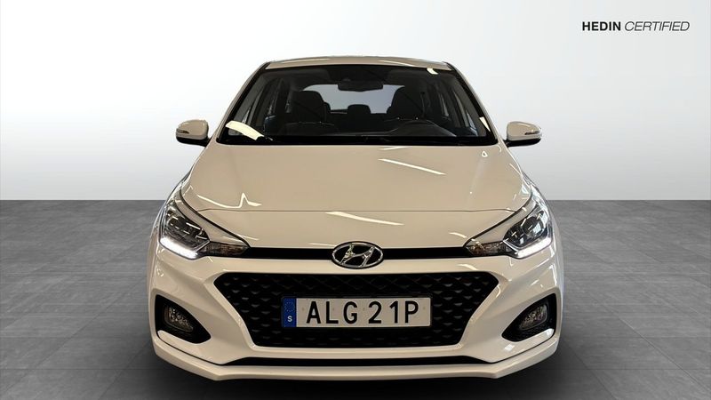 Hyundai i20 bild 8