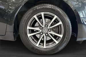 Toyota Avensis bild 17