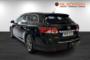 Toyota Avensis bild 6