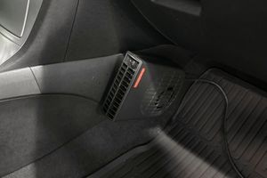 Toyota Avensis bild 16