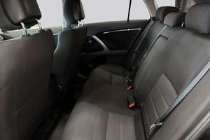 Toyota Avensis bild 9