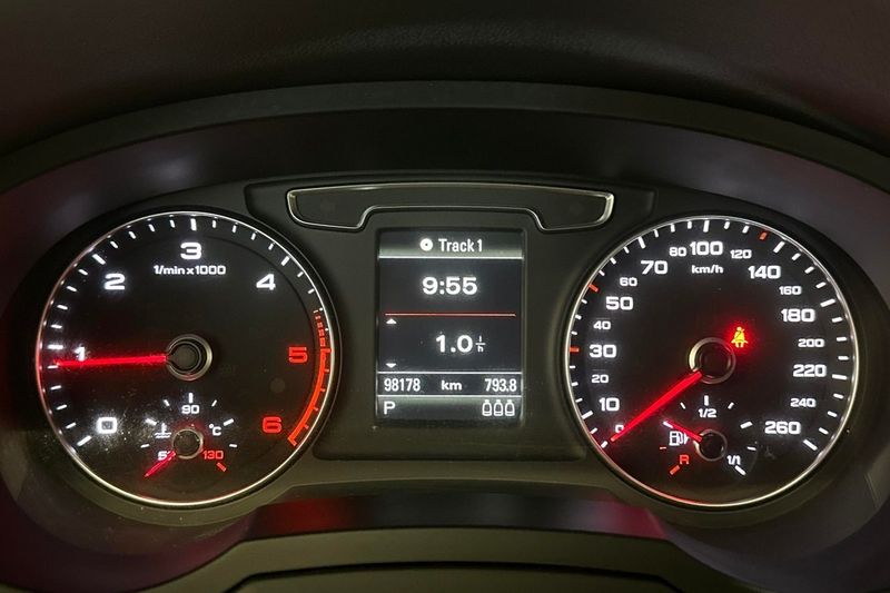 Audi Q3 bild 10