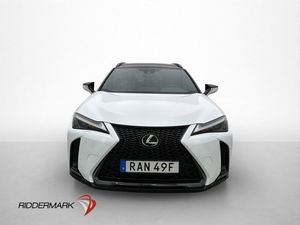 Lexus UX bild 2