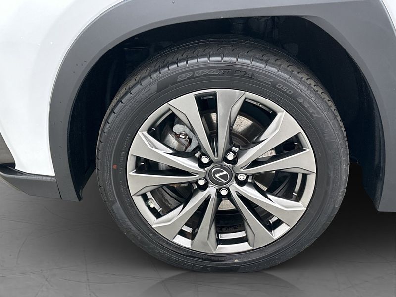 Lexus UX bild 30