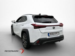 Lexus UX bild 5