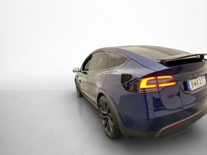 Tesla Model X bild 36