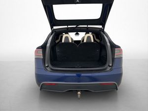 Tesla Model X bild 11