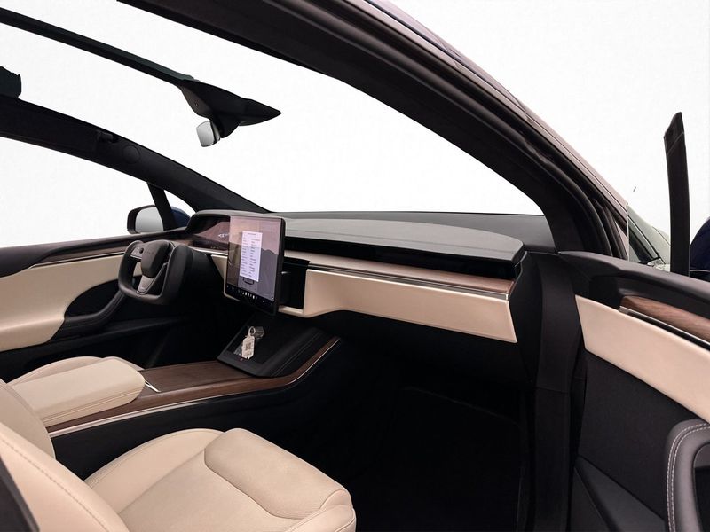 Tesla Model X bild 34