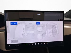 Tesla Model X bild 22