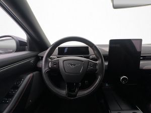 Ford Mustang Mach-E bild 17