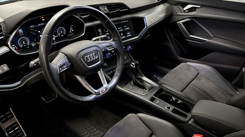Audi Q3 bild 7