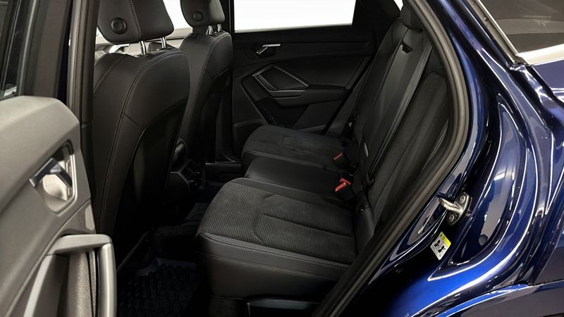 Audi Q3 bild 11