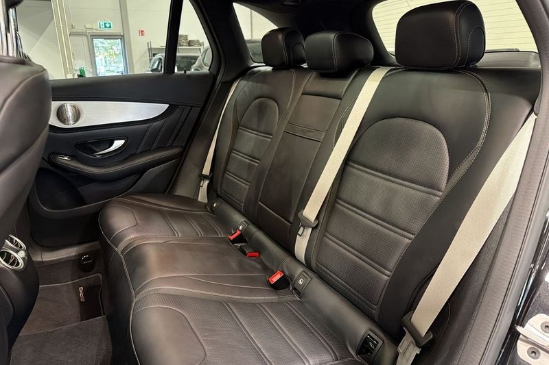 Mercedes GLC63 AMG bild 23