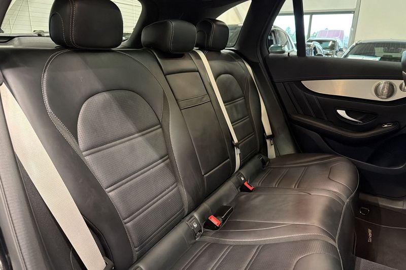 Mercedes GLC63 AMG bild 22