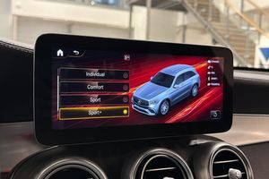 Mercedes GLC63 AMG bild 16