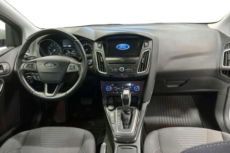 Ford Focus bild 6