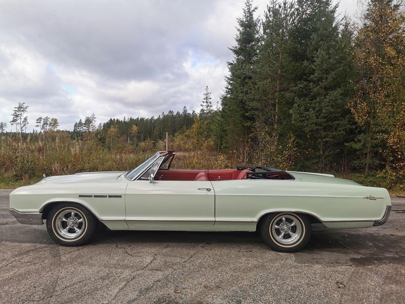 Buick LeSabre bild 2