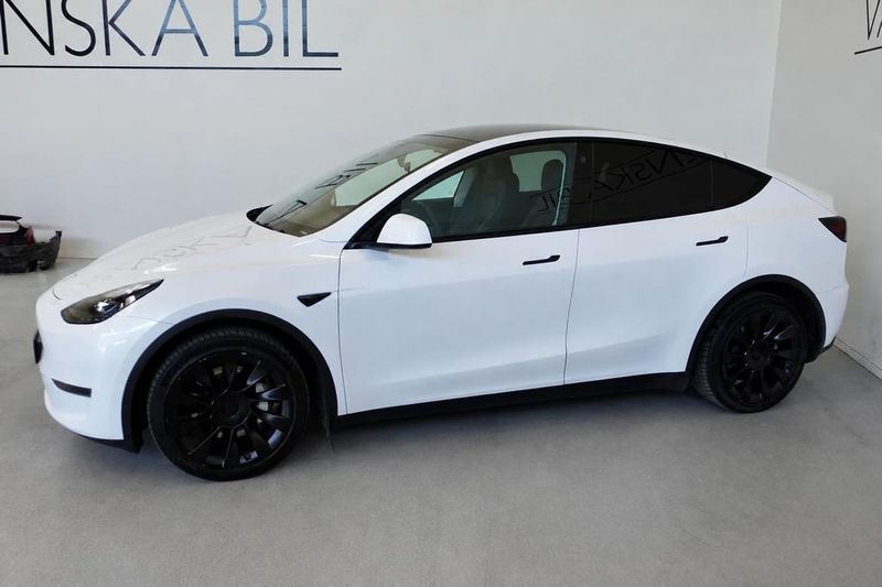 Tesla Model Y bild 4