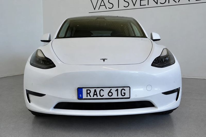 Tesla Model Y bild 5