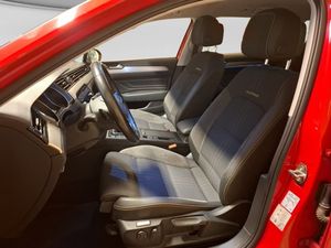 Volkswagen Passat bild 4
