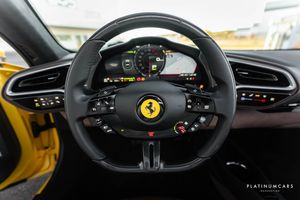 Ferrari 296 bild 8
