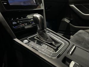Volkswagen Passat bild 13