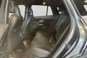 Mercedes EQE43 SUV bild 9