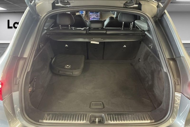 Mercedes EQE43 SUV bild 14
