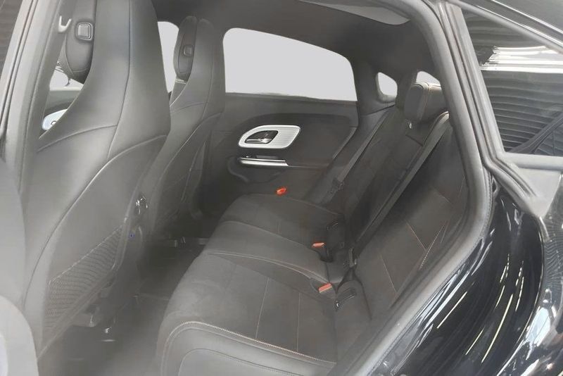 Mercedes CLA250 bild 9