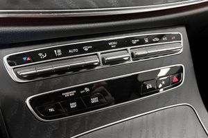 Mercedes E220 bild 13
