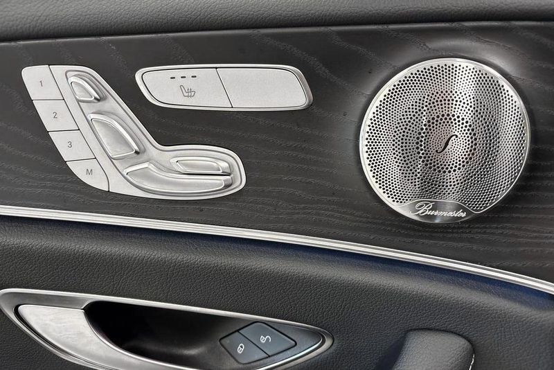 Mercedes E220 bild 17