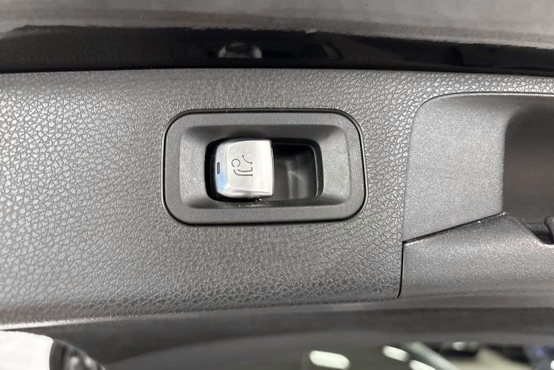 Mercedes E220 bild 16