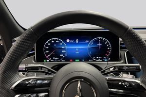 Mercedes E300 bild 9