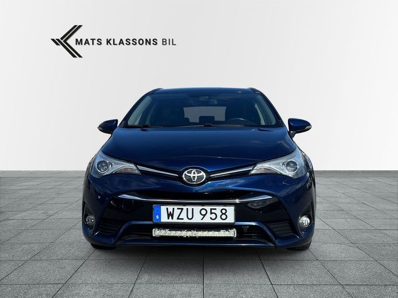 Toyota Avensis bild 5