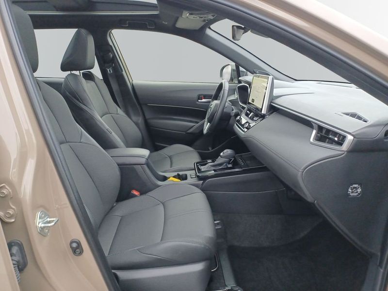 Toyota Corolla Cross bild 6