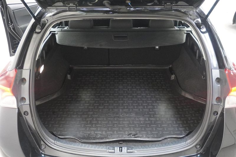 Toyota Auris bild 15