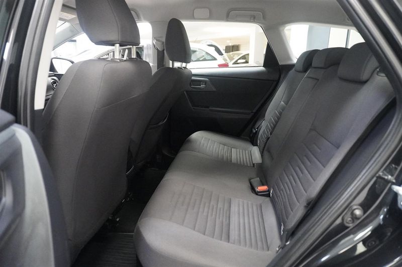 Toyota Auris bild 6