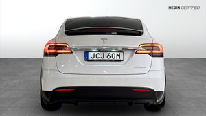 Tesla Model X bild 7